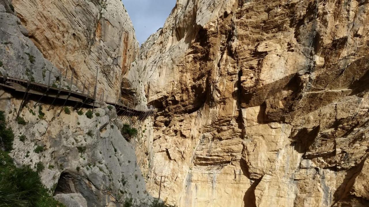 Virgen De * Ardales